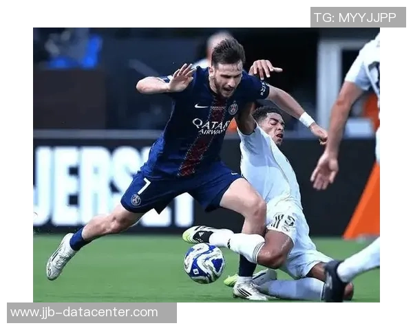 莱比锡大胜巴黎圣日耳曼五球狂潮补时进球点燃全场激情